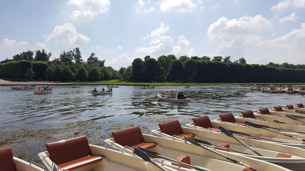 Les Carres Leilighet Versailles Eksteriør bilde